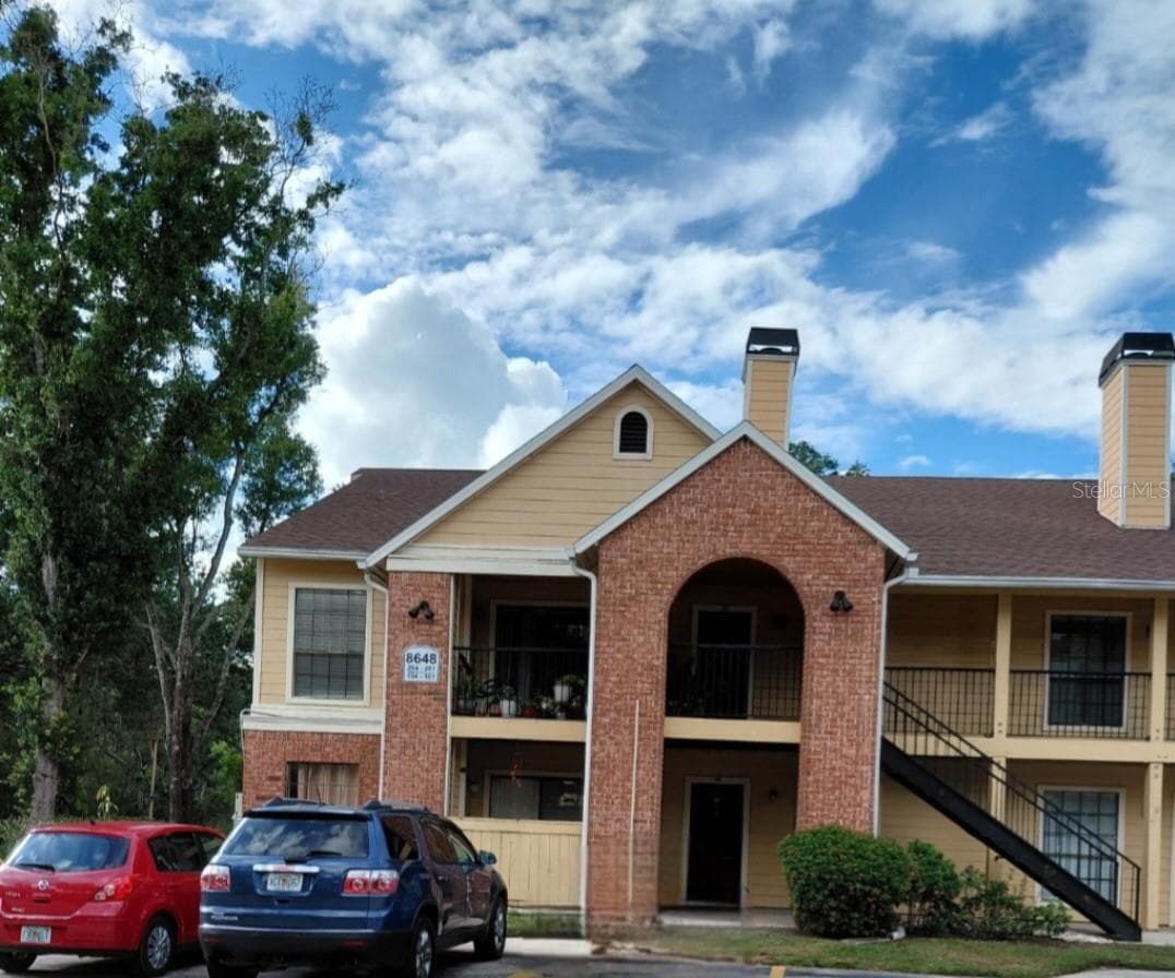 8648 MALLARD RESERVE DR #102