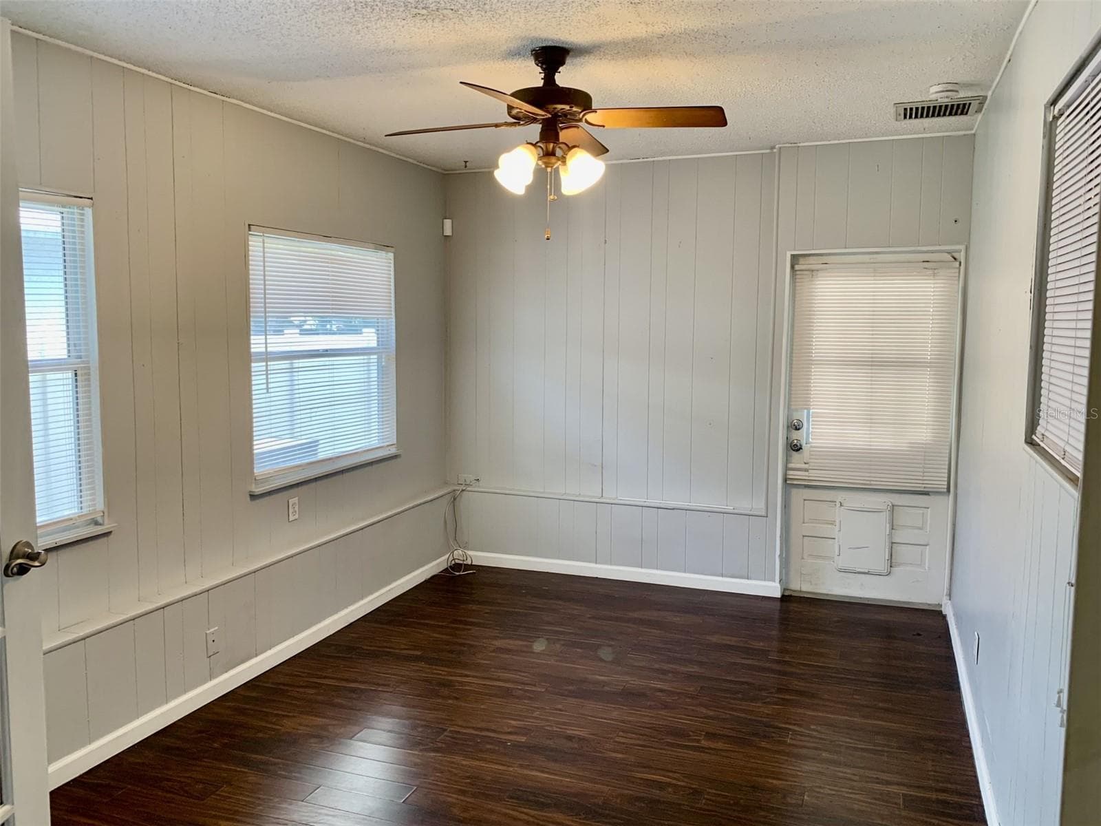 Bedroom 3 or family room or dining room - 5050 29TH AVE N, ST PETERSBURG