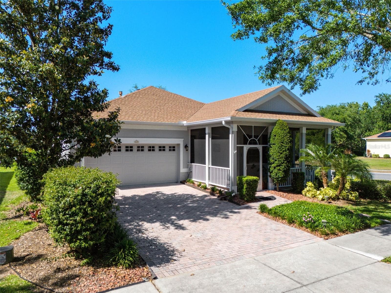 115 CRESCENT MOON DR