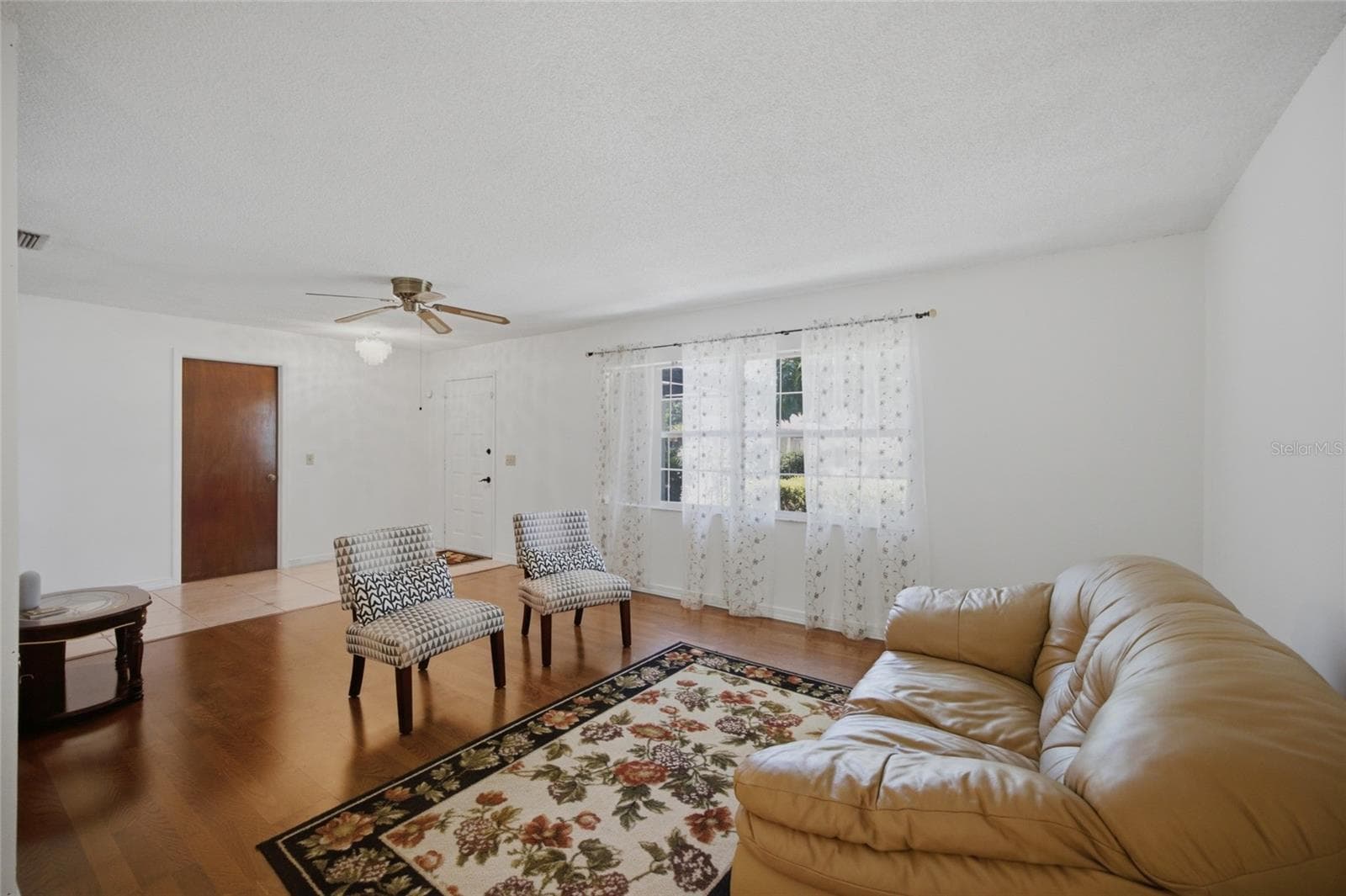 Single Family Residence at 13510 CAPITOL DR, TAMPA, photo 8 of 31
