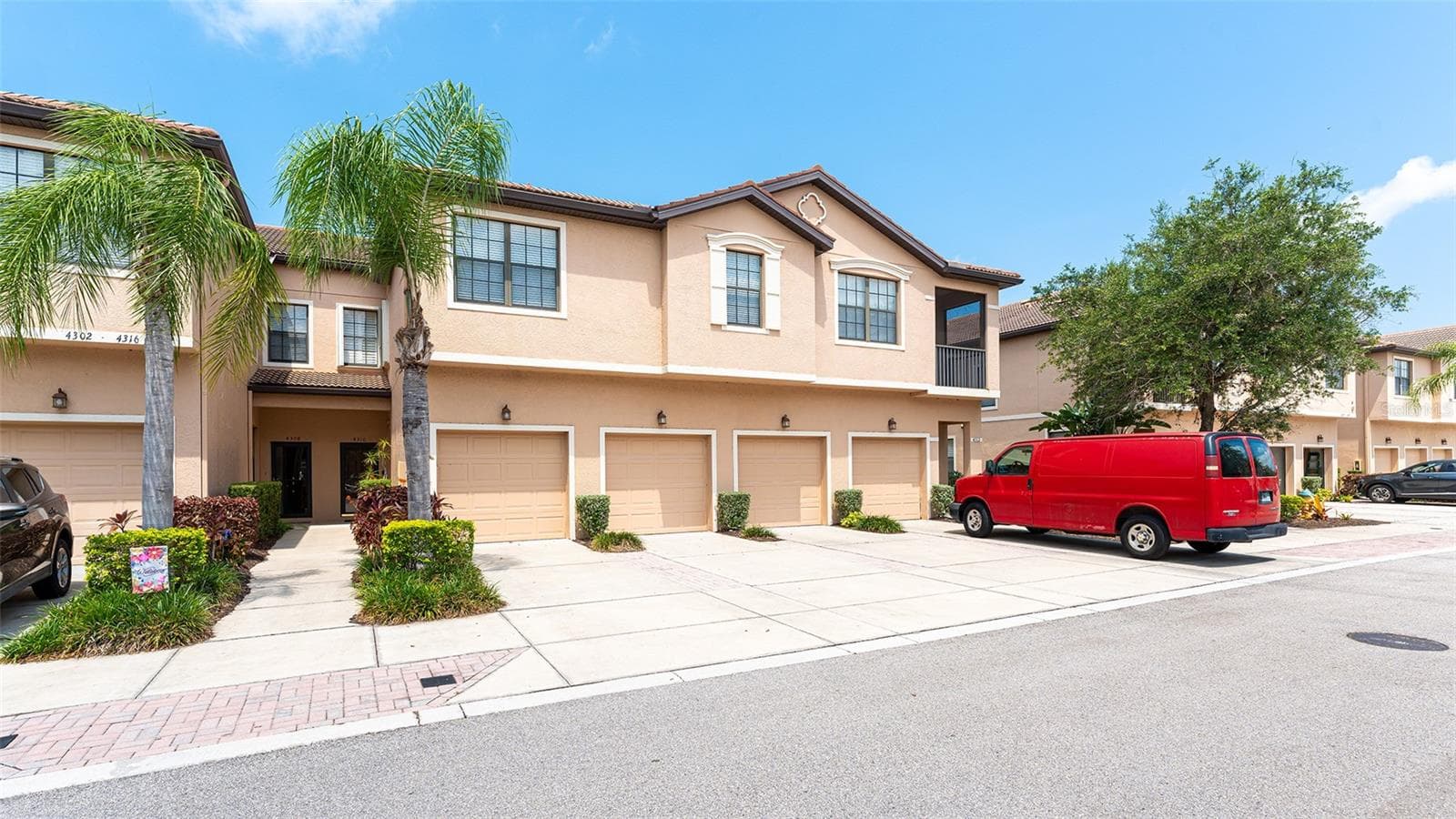 Condominium at 4316 VIA PIEDRA CIR #5-204, SARASOTA, photo 3 of 42