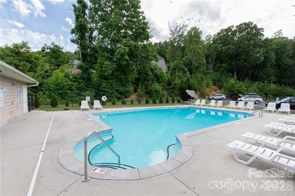 Community Pool - 29 Rotunda Circle, Asheville