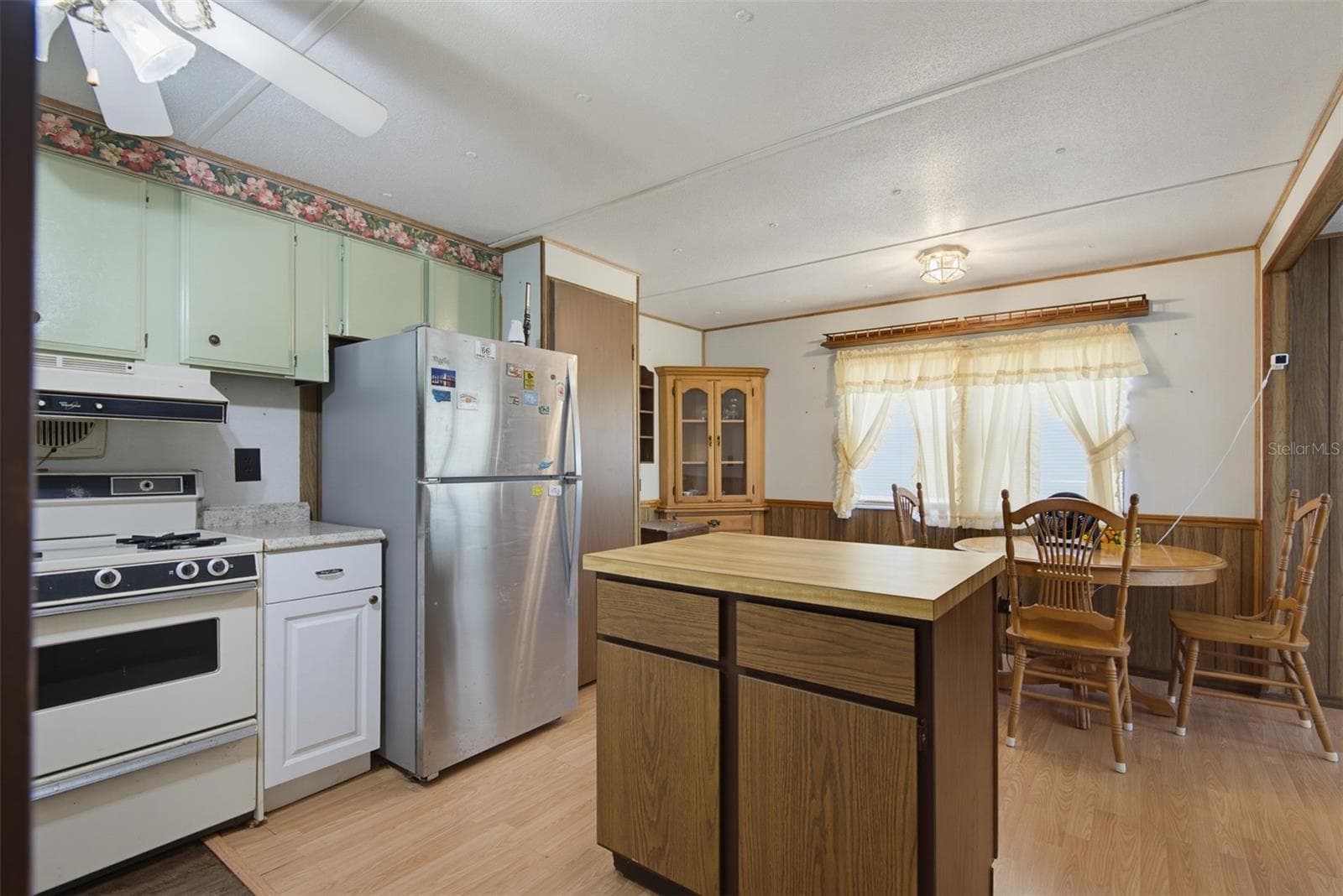 Single Family Residence at 110 CHARLES ST, EDGEWATER, photo 32 of 57