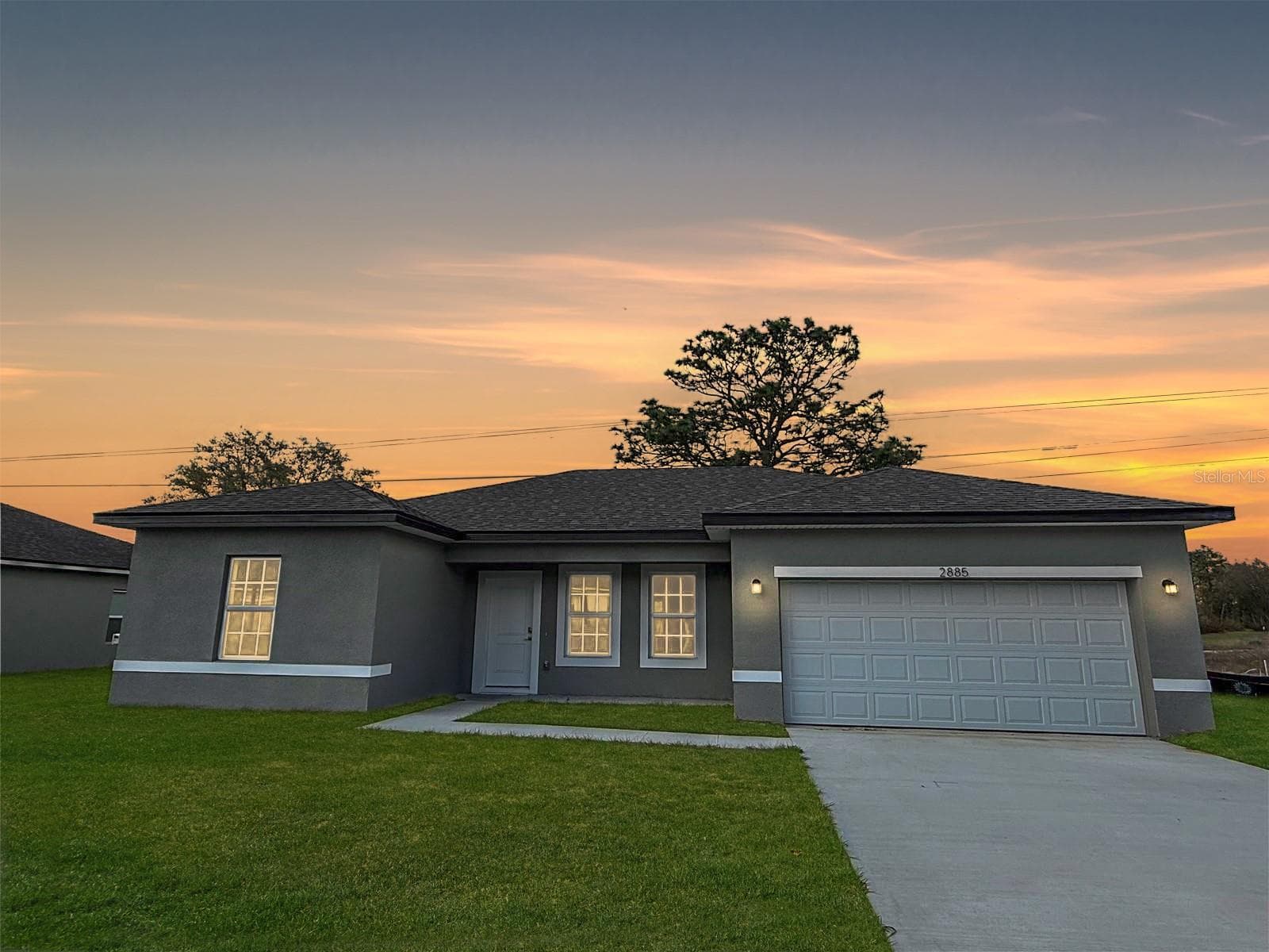 2885 W REDGATE DR