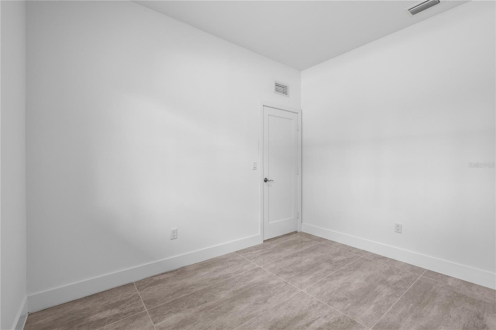 Single Family Residence at 1142 DUTCHESS ST E, LEHIGH ACRES, photo 35 of 58