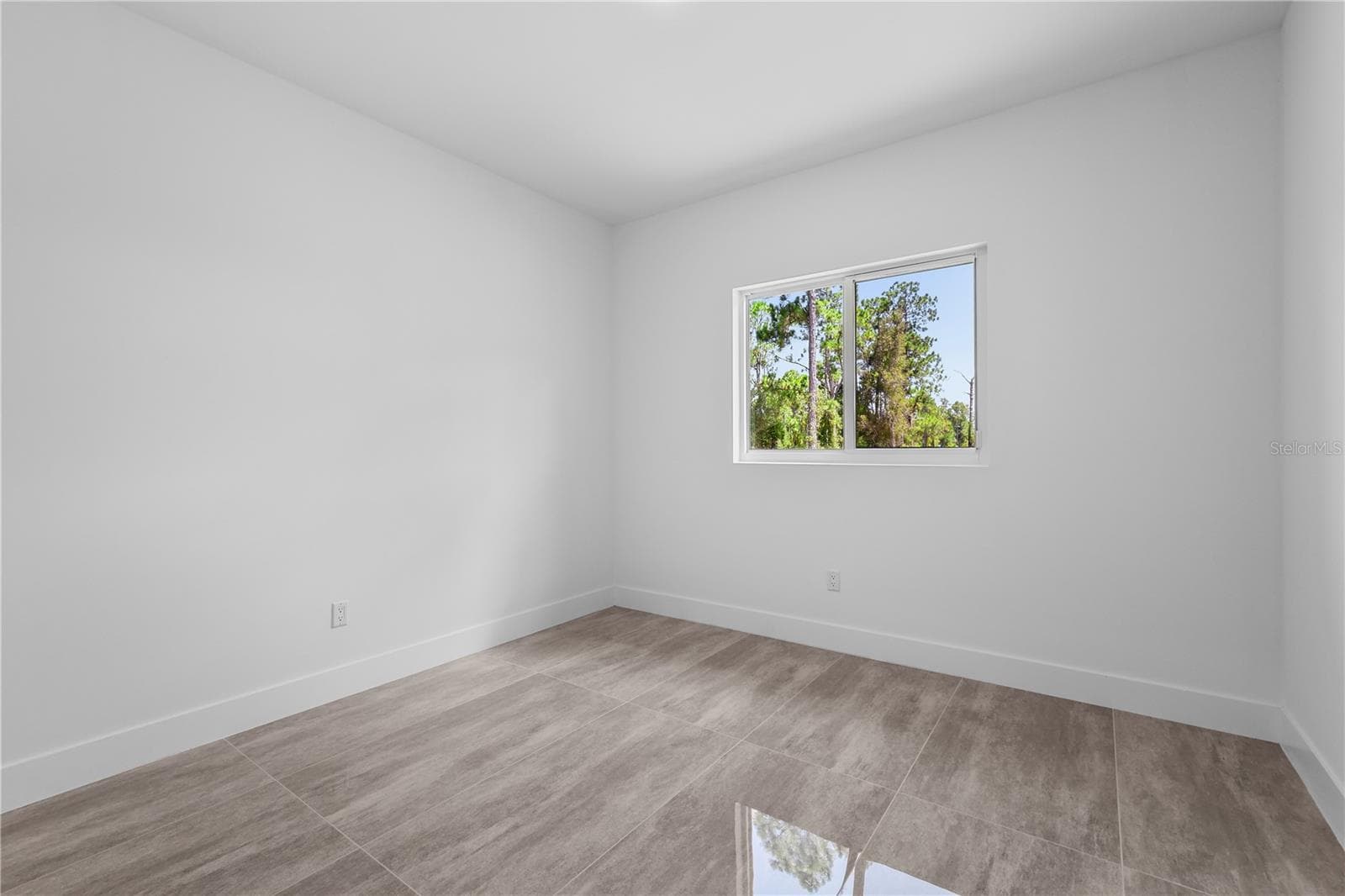 Single Family Residence at 1142 DUTCHESS ST E, LEHIGH ACRES, photo 48 of 58