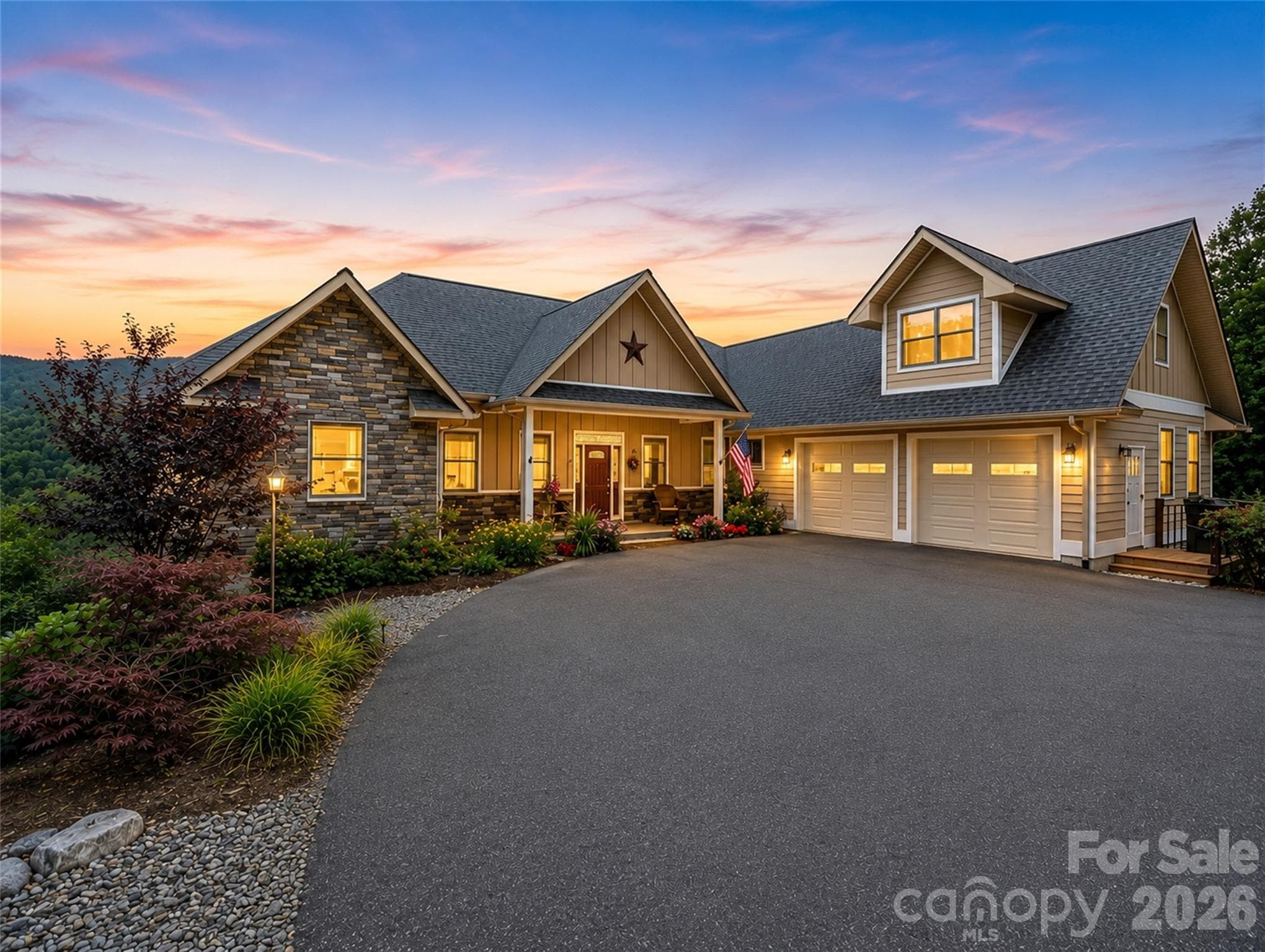 930 Big Raven Lane