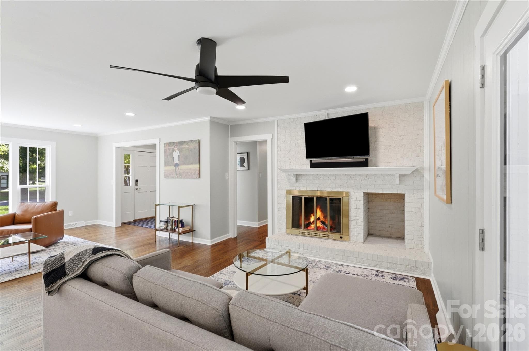 Single Family Residence at 8115 Knollbrook Drive, Charlotte, photo 8 of 46