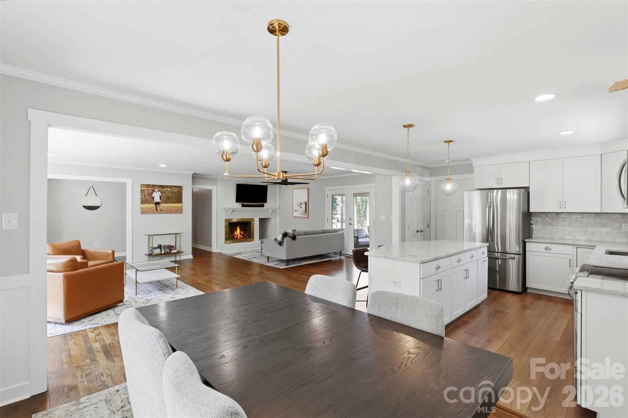 Single Family Residence at 8115 Knollbrook Drive, Charlotte, photo 12 of 46