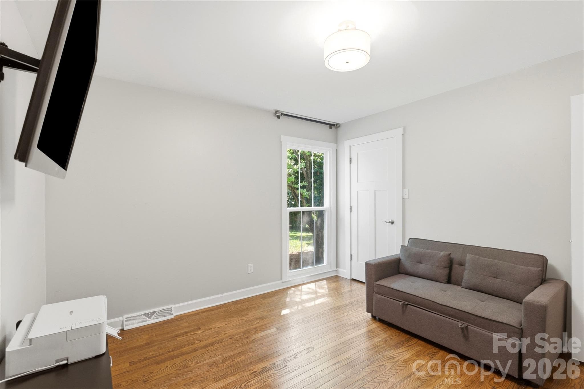 Single Family Residence at 8115 Knollbrook Drive, Charlotte, photo 22 of 46