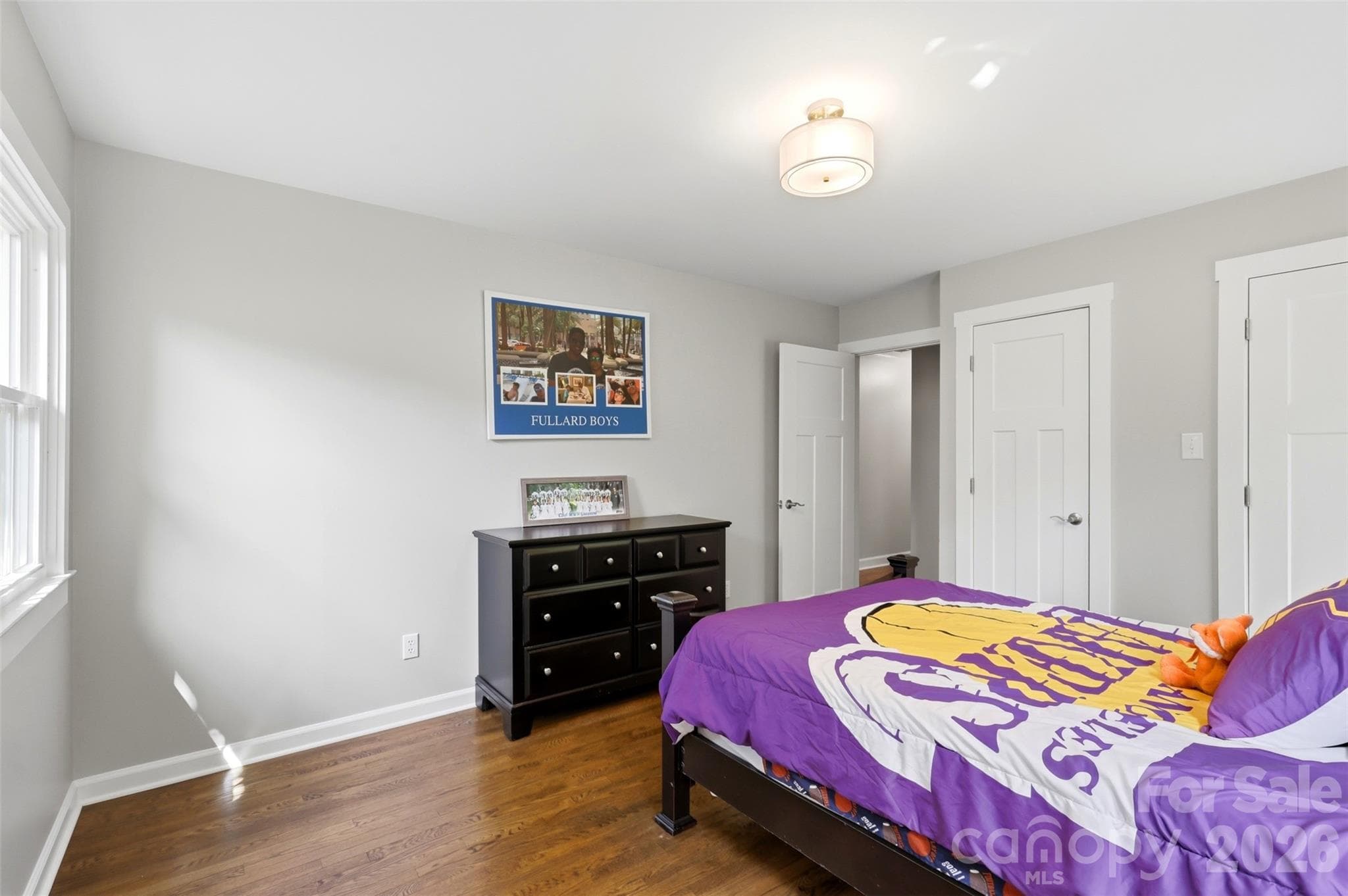 Single Family Residence at 8115 Knollbrook Drive, Charlotte, photo 27 of 46