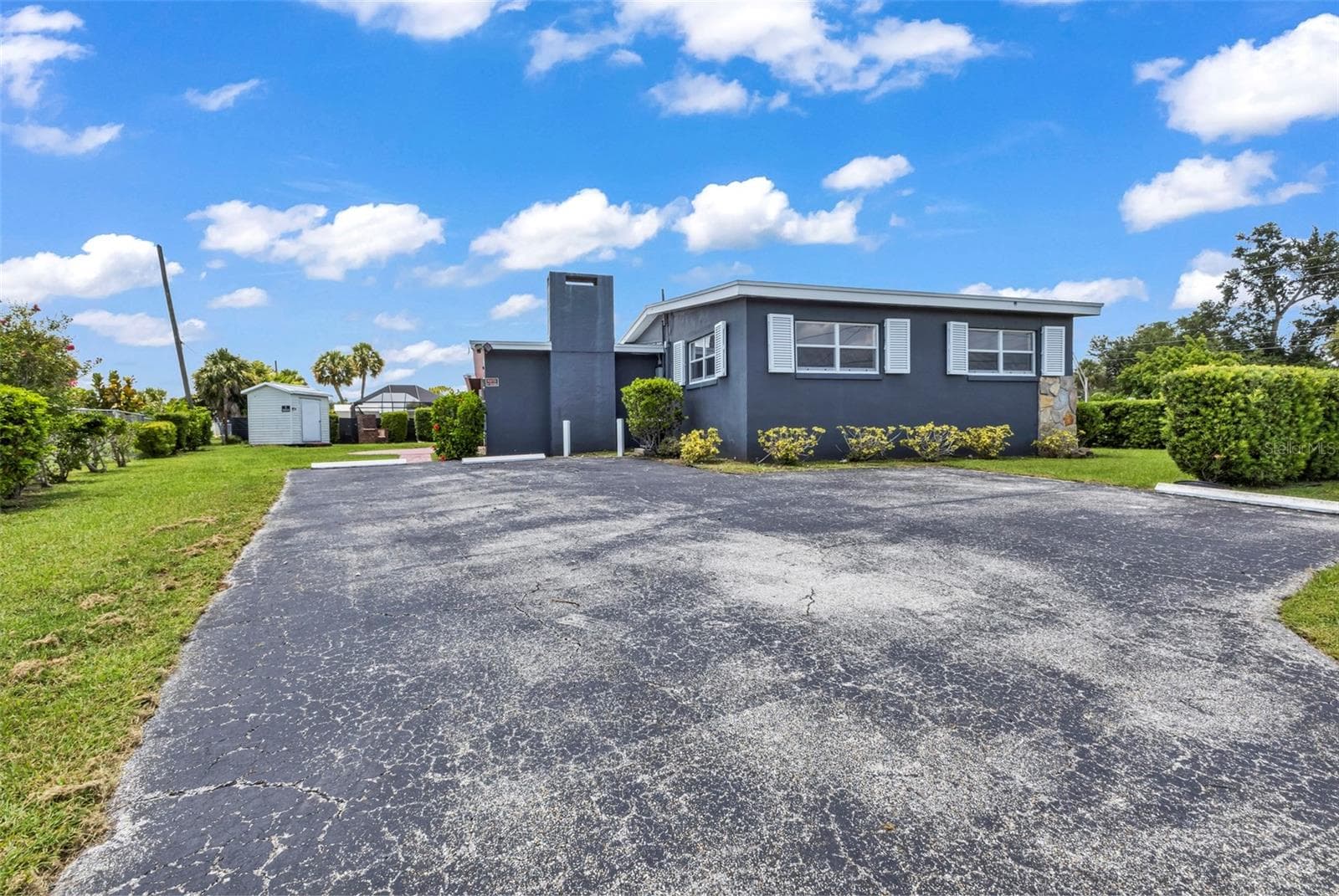Single Family Residence at 21533 MIDWAY BLVD, PORT CHARLOTTE, photo 36 of 42