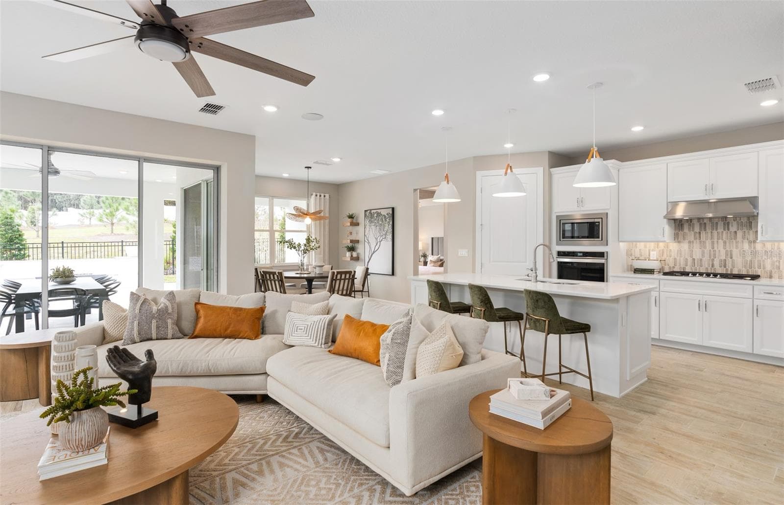 Model Home Design Only. Pictures and furnishings are for illustrative purposes only. Elevations, colors and options may vary. Furniture is for model home staging only. - 5095 TWIN LAKES BOULEVARD, ST CLOUD
