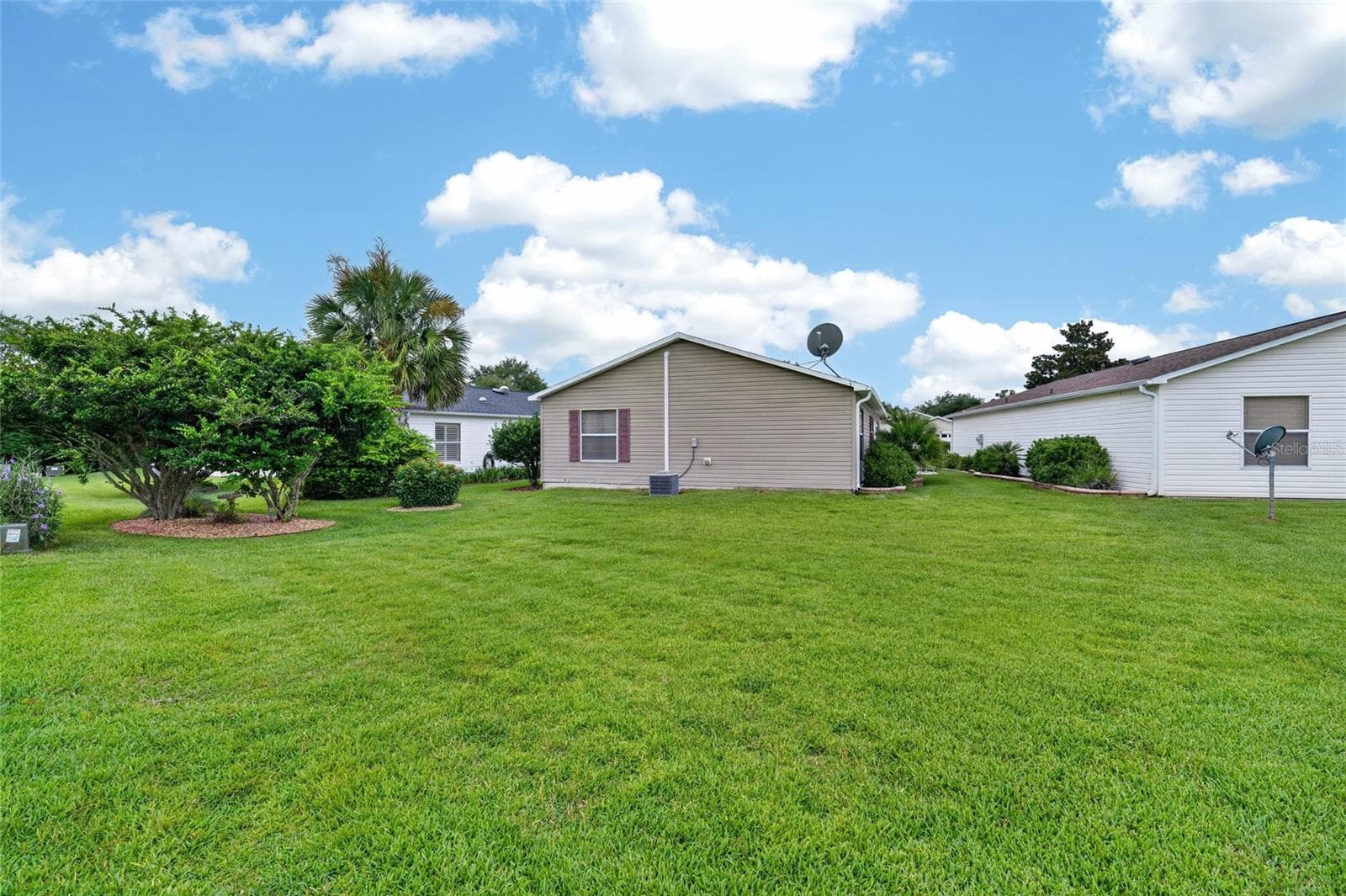 Rear View of Yard - 2673 SUFFOLK ST, THE VILLAGES