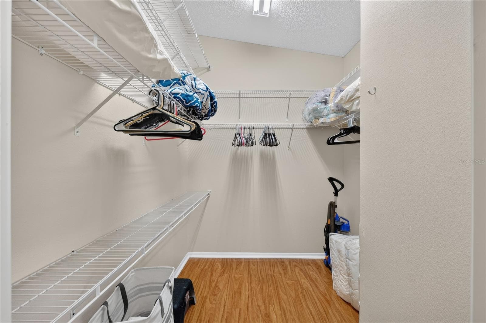 Primary Walk-in Closet - 2673 SUFFOLK ST, THE VILLAGES