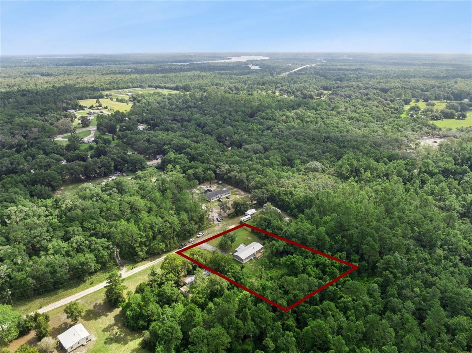 Aerial Lot lines - 129 PATRICIAN PL, SATSUMA