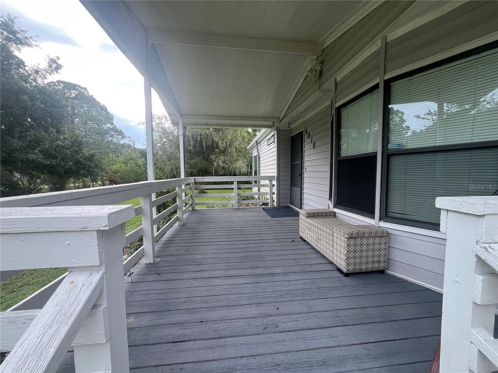 Manufactured Home at 4010 GLEN RD, LAKELAND, photo 4 of 66