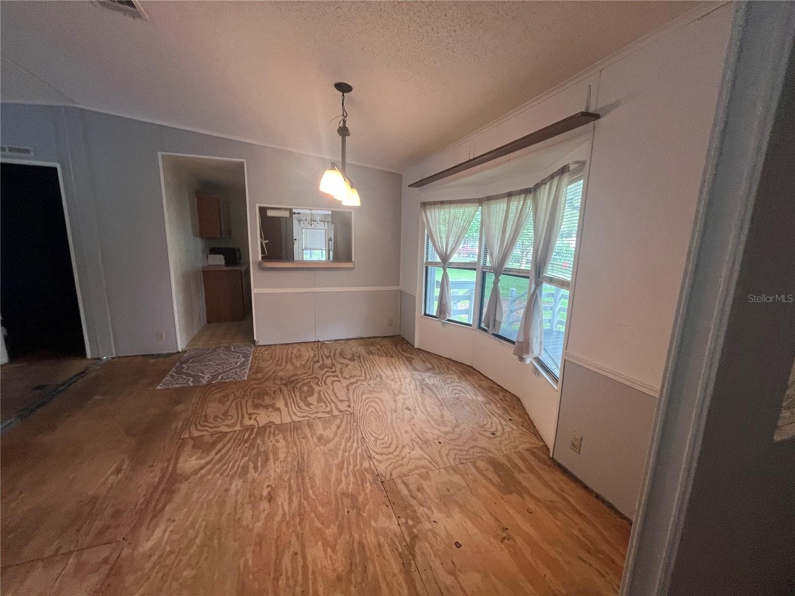 Manufactured Home at 4010 GLEN RD, LAKELAND, photo 23 of 66