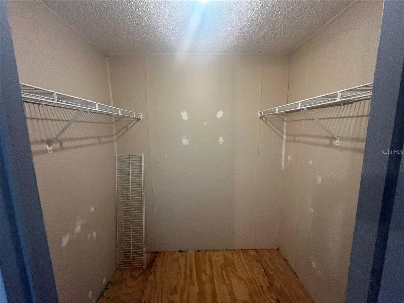 Manufactured Home at 4010 GLEN RD, LAKELAND, photo 40 of 66