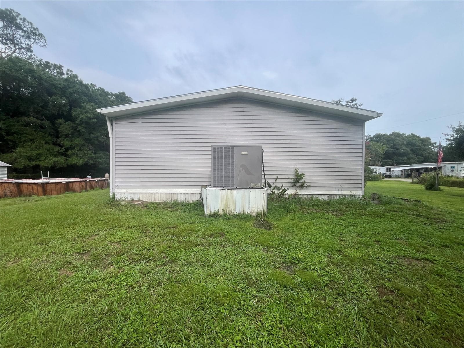 Manufactured Home at 4010 GLEN RD, LAKELAND, photo 52 of 66