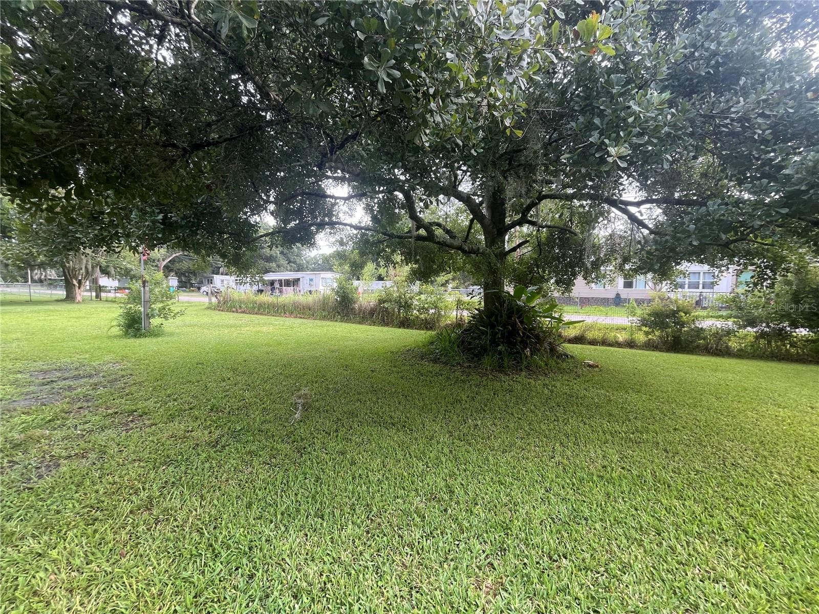Manufactured Home at 4010 GLEN RD, LAKELAND, photo 61 of 66