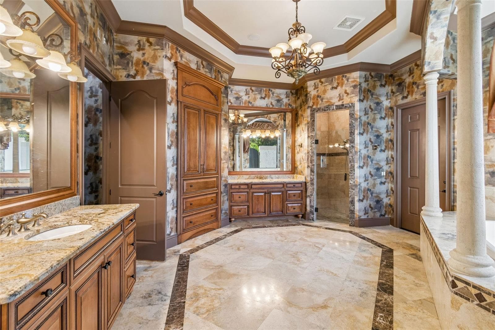 Single Family Residence at 13250 BELLARIA CIR, WINDERMERE, photo 46 of 99