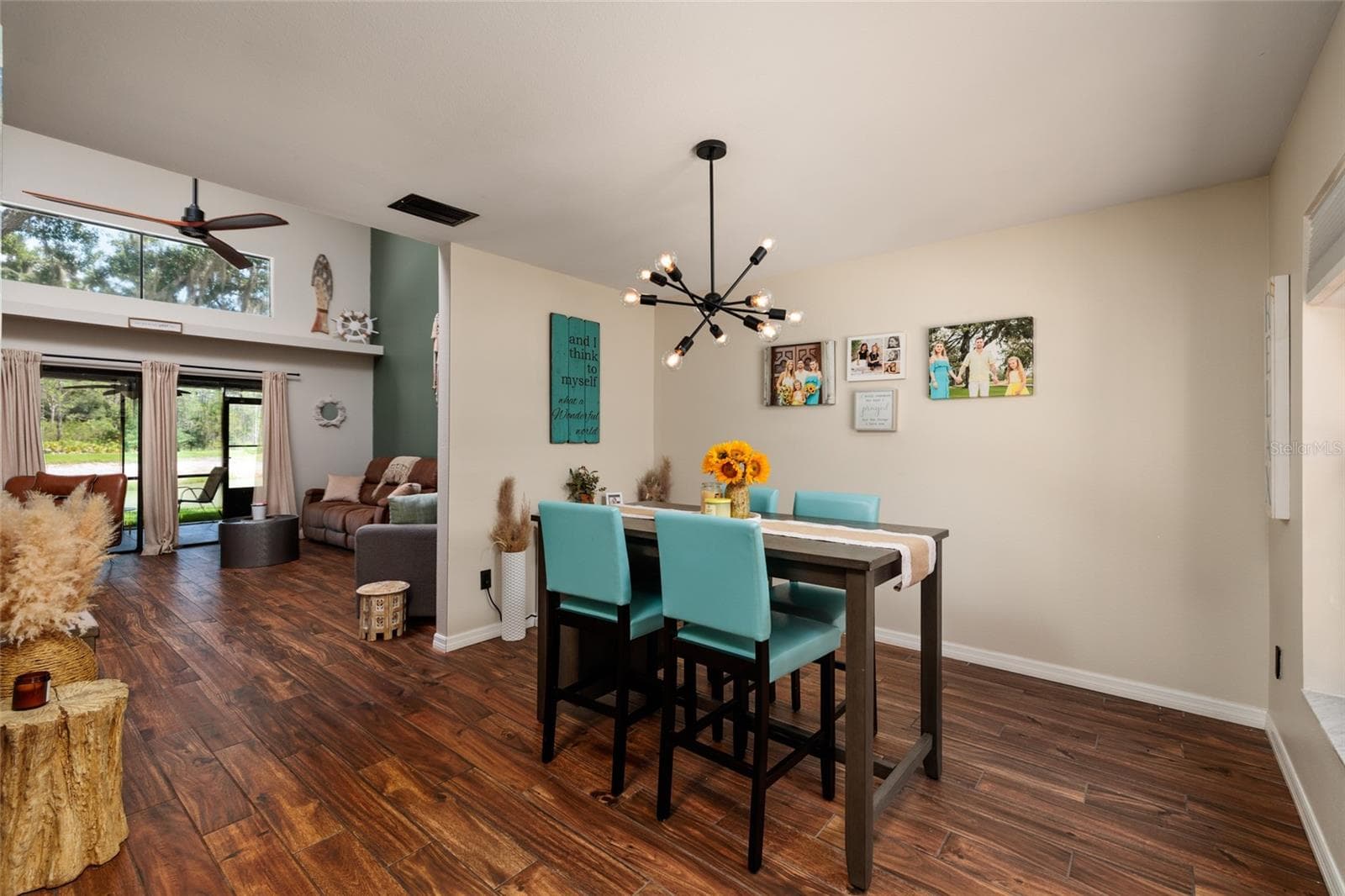 dining room - 17557 FAIRMEADOW DR, TAMPA