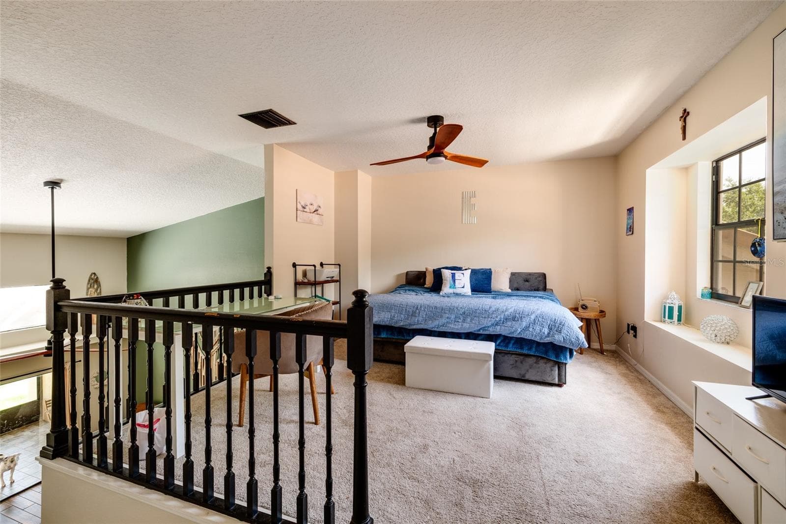loft - 17557 FAIRMEADOW DR, TAMPA