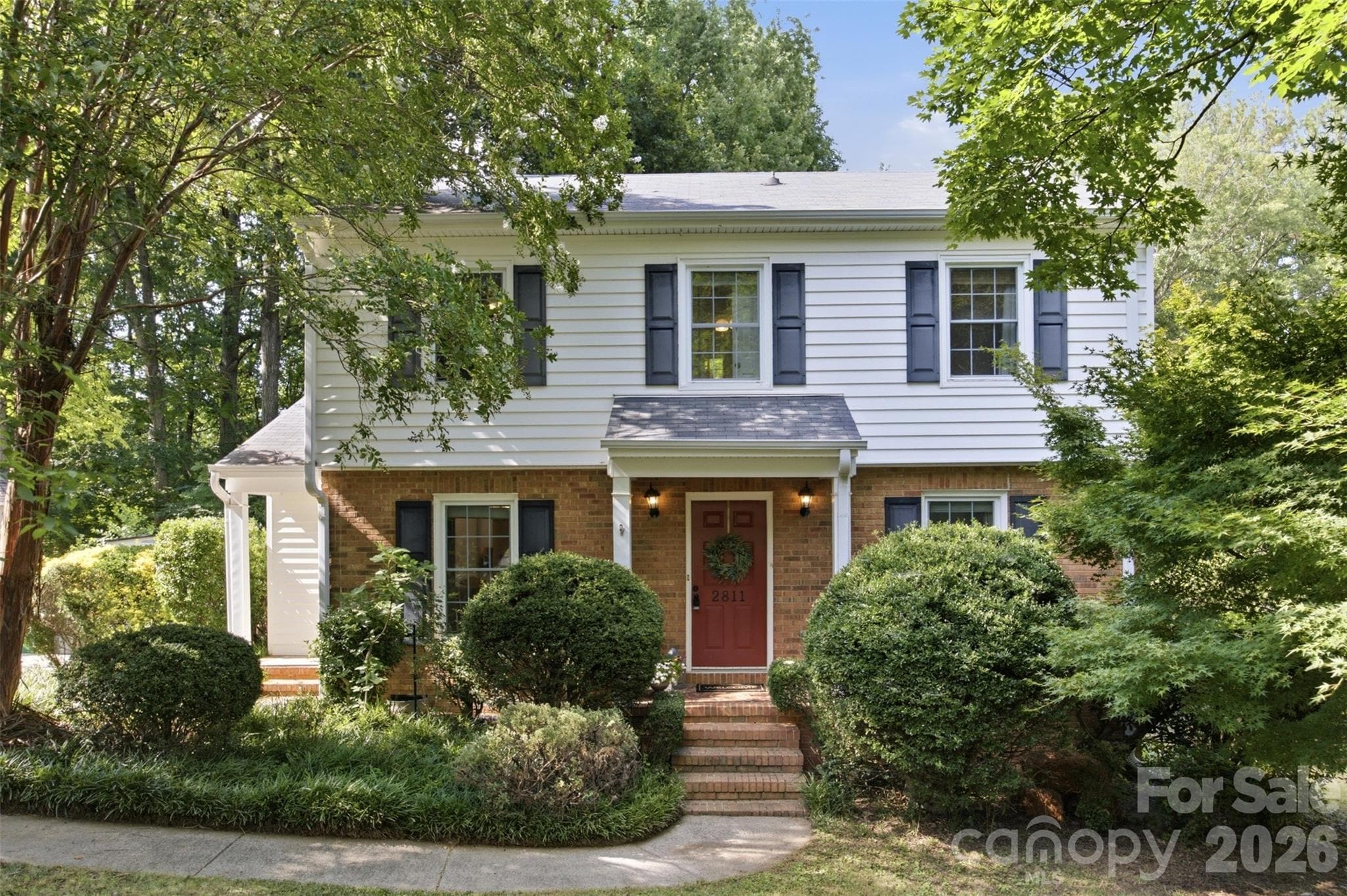 Single Family Residence at 2811 Creekbed Lane, Charlotte, photo 2 of 38