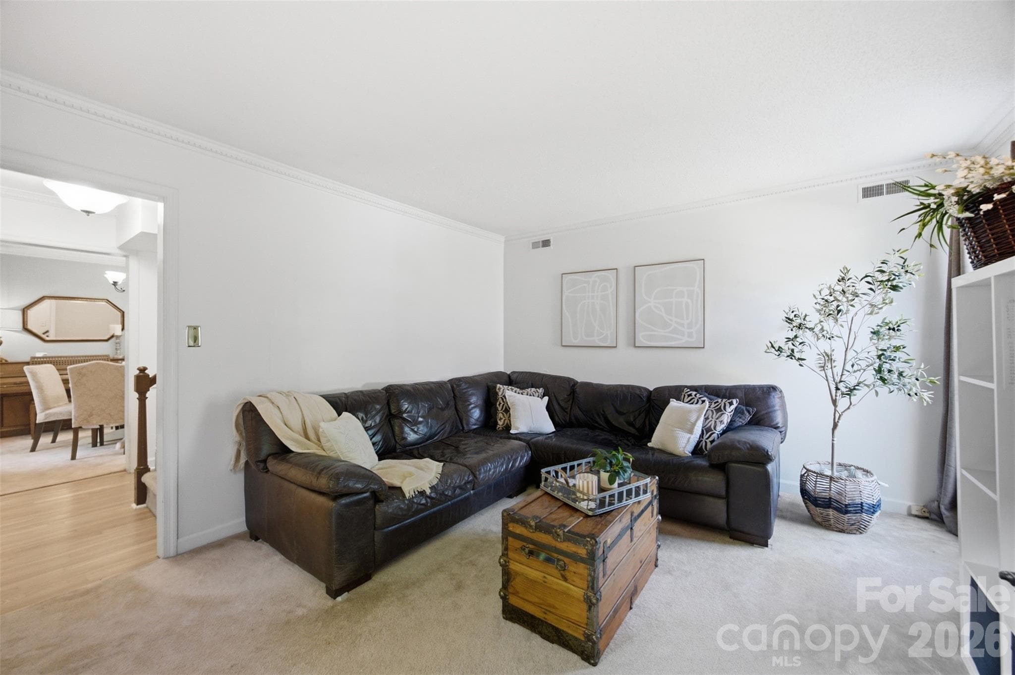 Single Family Residence at 2811 Creekbed Lane, Charlotte, photo 5 of 38