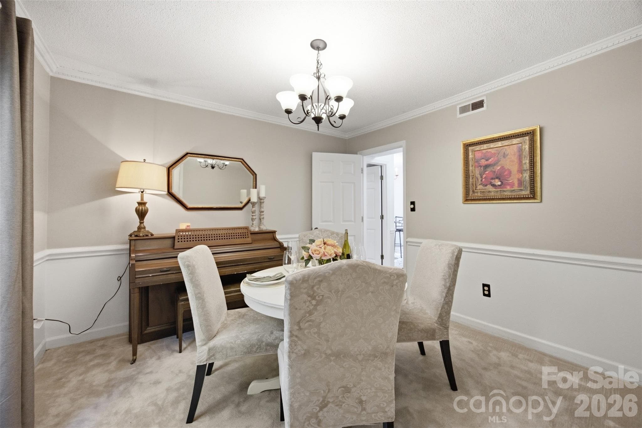 Single Family Residence at 2811 Creekbed Lane, Charlotte, photo 7 of 38