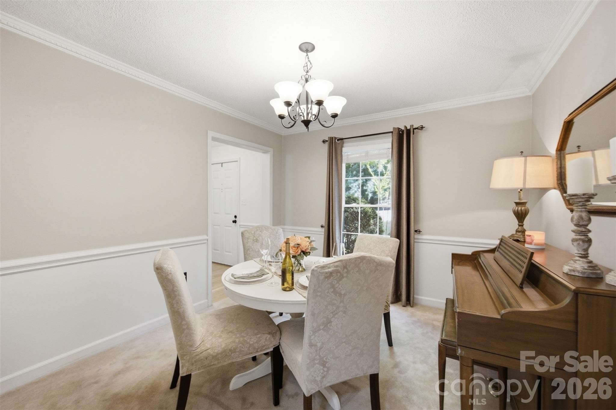 Single Family Residence at 2811 Creekbed Lane, Charlotte, photo 8 of 38