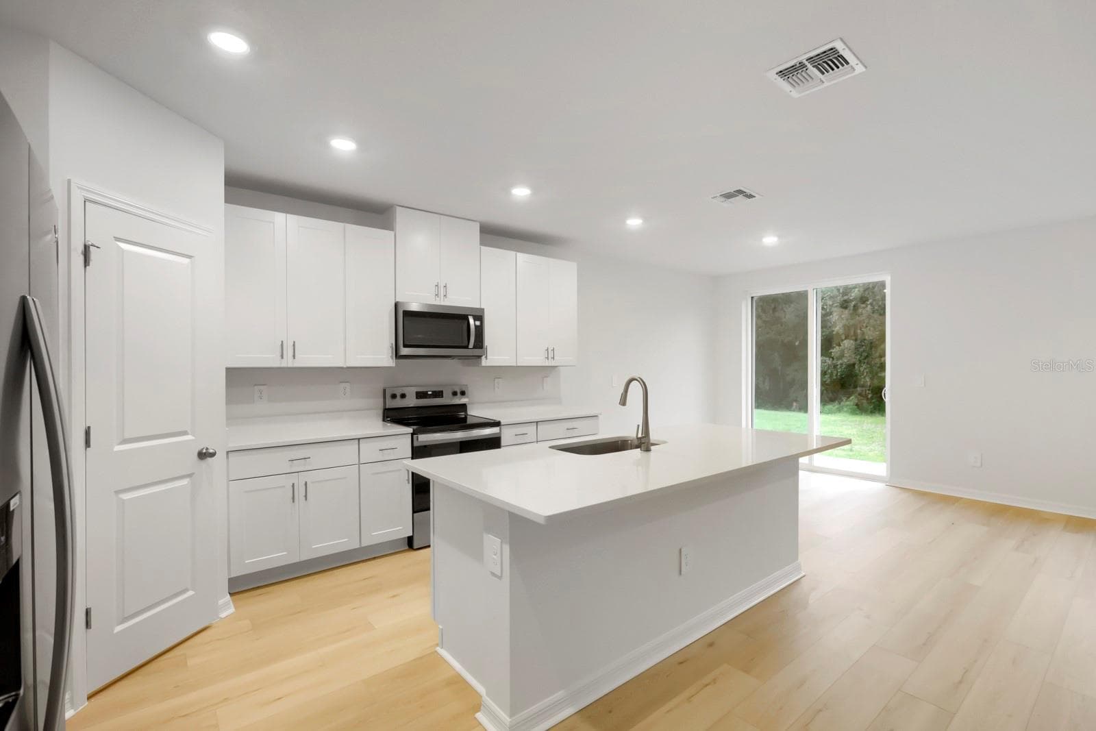 Single Family Residence at 7637 SATTERFIELD TER, PARRISH, photo 10 of 31
