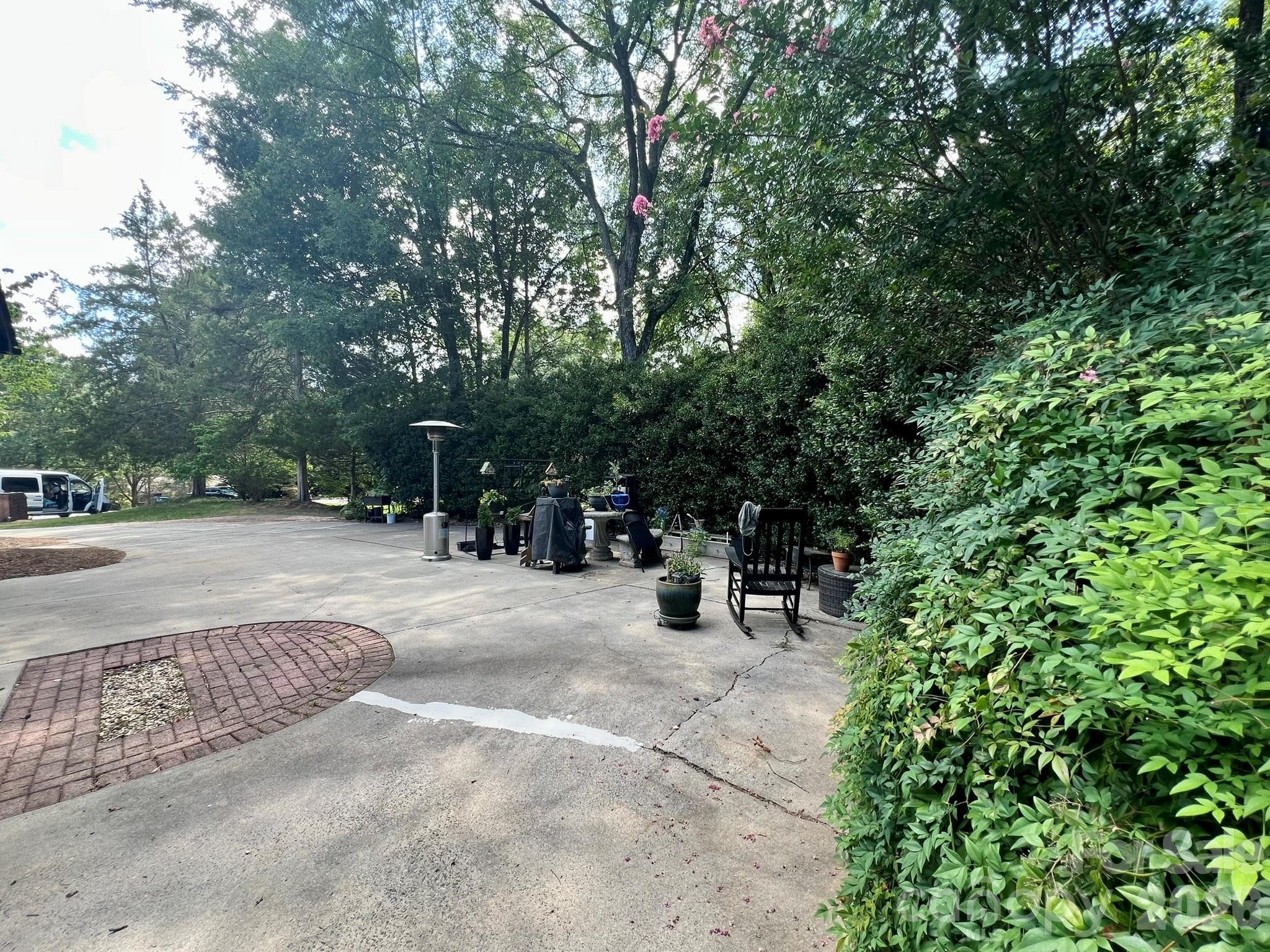 Driveway/SOH - 200 Foxlair Court, Matthews