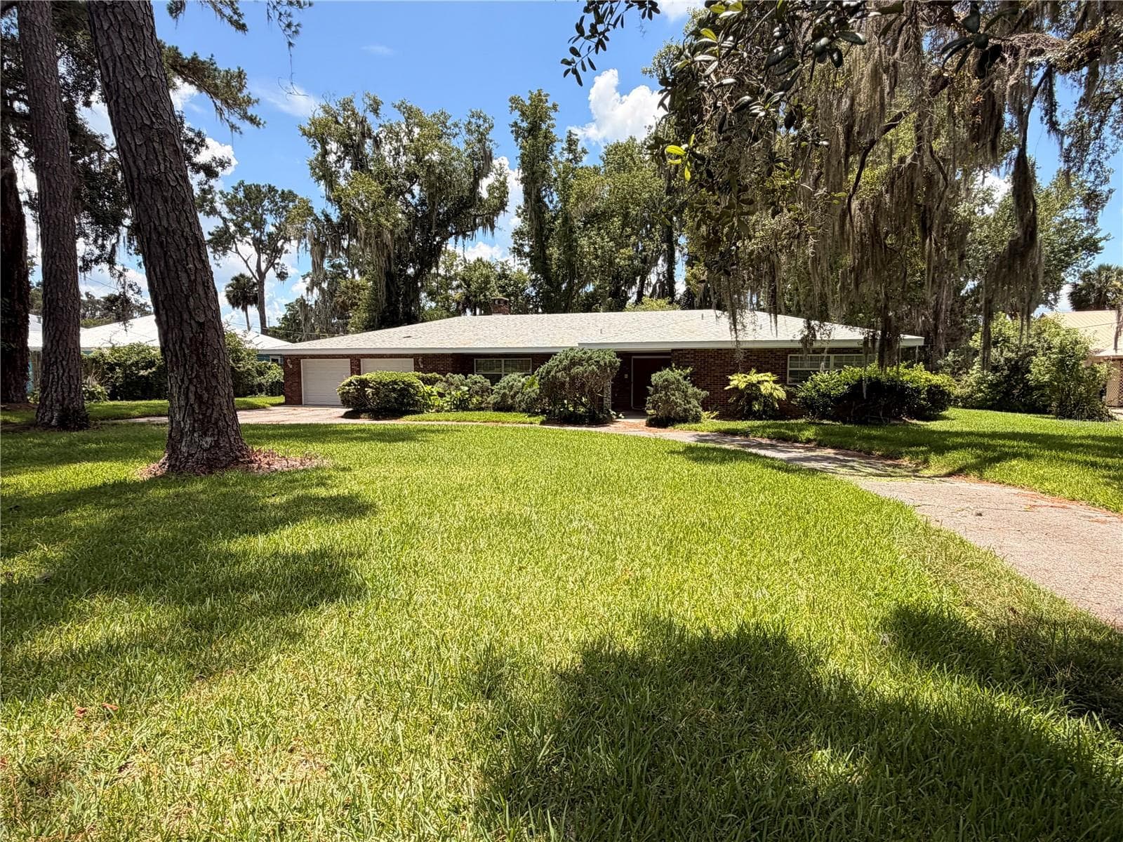 Single Family Residence at 1940 ALICE DR, ASTOR, photo 4 of 49