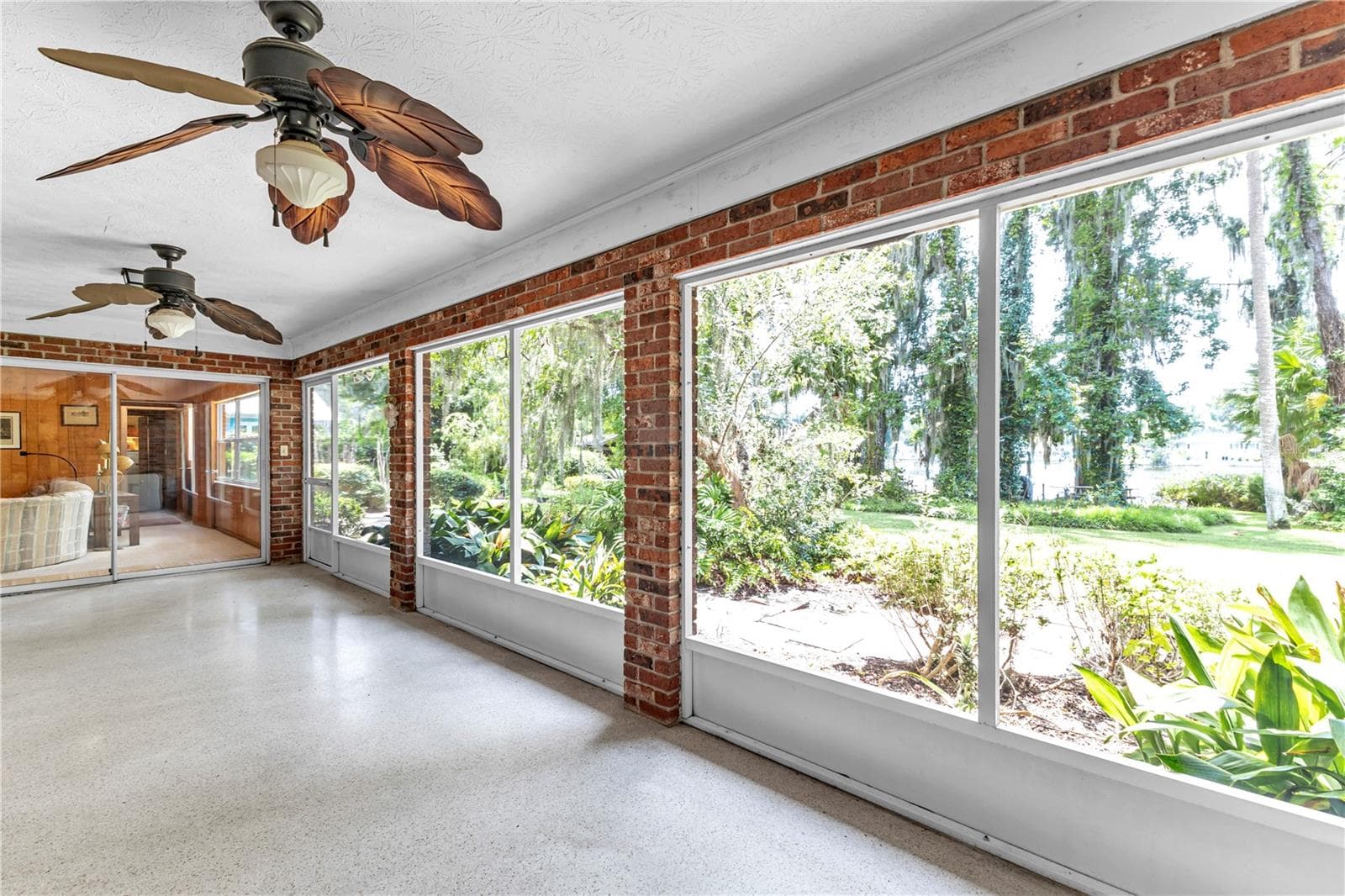 Florida Room - 1940 ALICE DR, ASTOR
