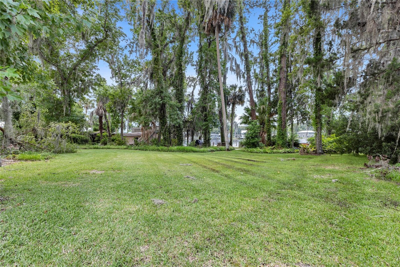 Single Family Residence at 1940 ALICE DR, ASTOR, photo 44 of 49