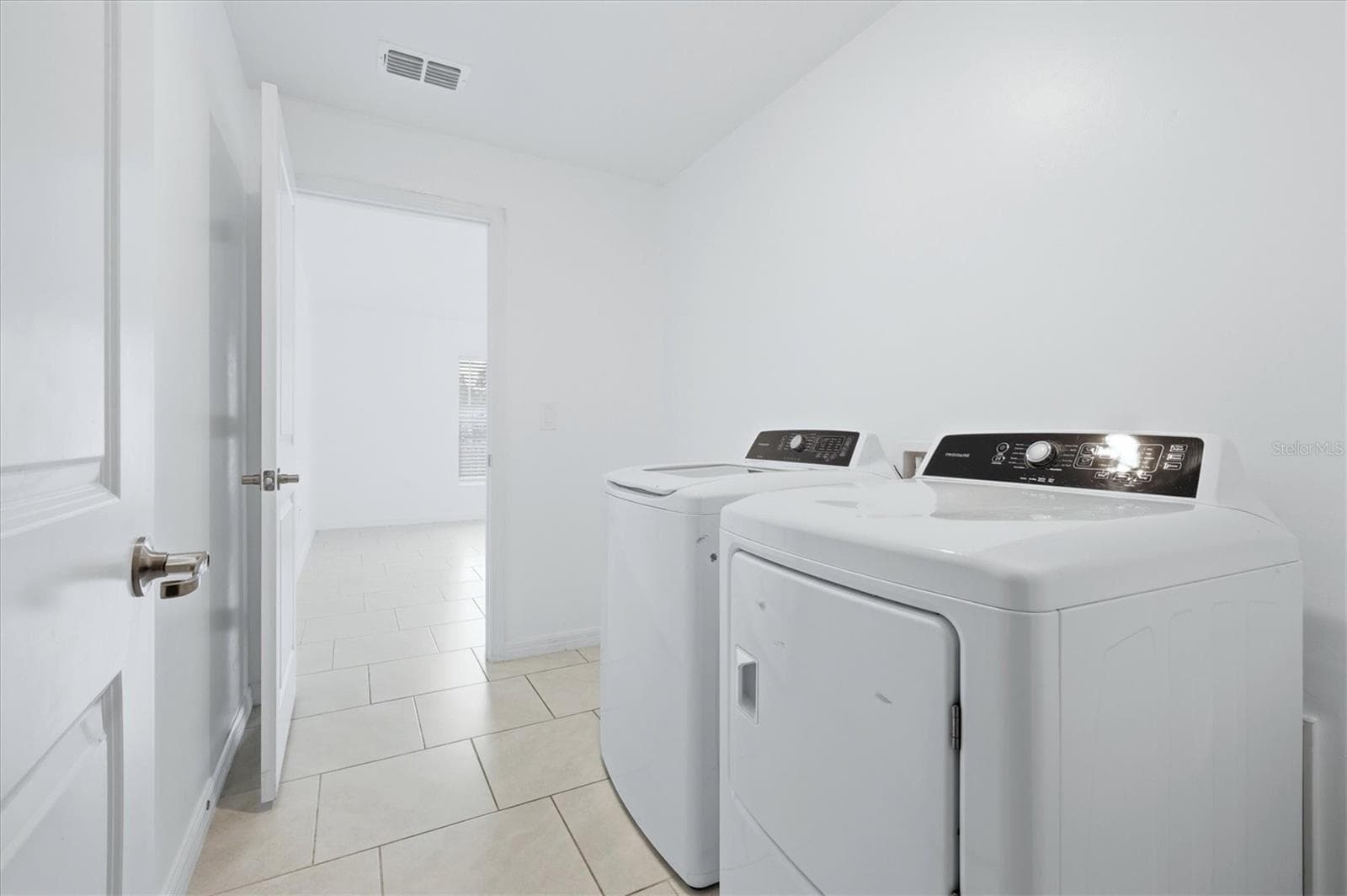 Spacious Laundry Room - 1403 AKEN ST, PORT CHARLOTTE