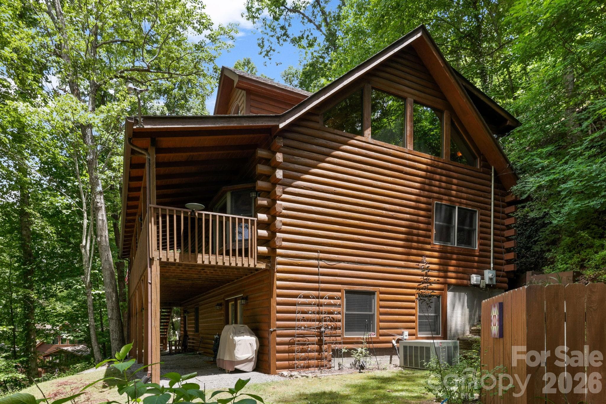 Single Family Residence at 394 Hickory Drive, Waynesville, photo 8 of 47