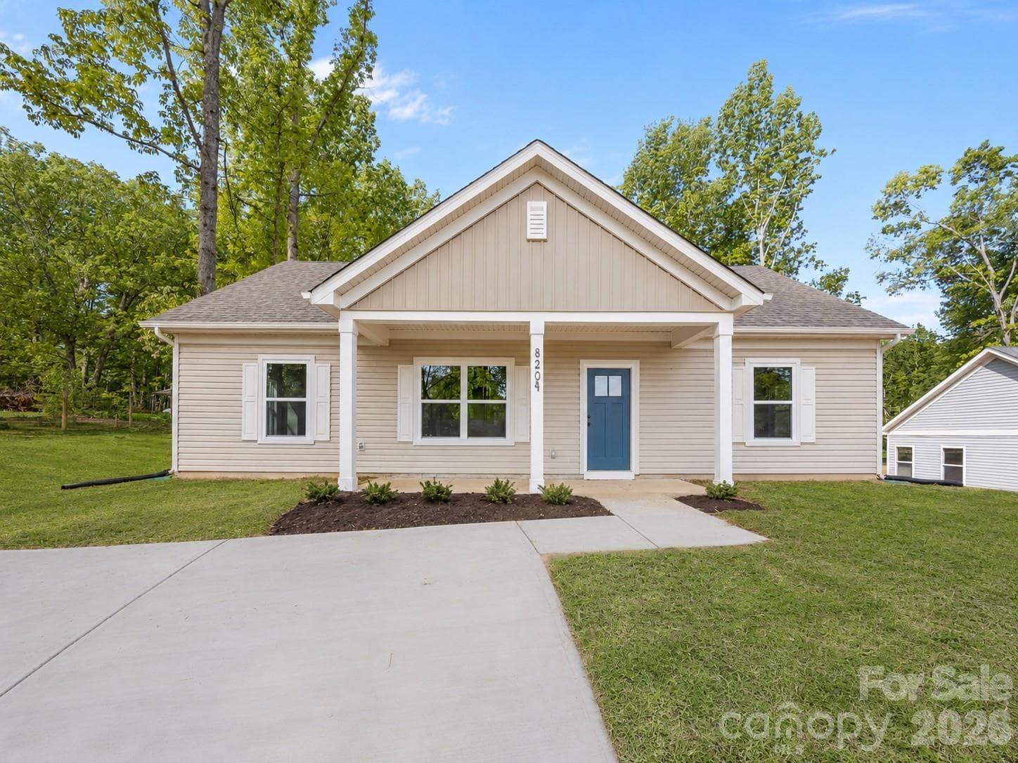 Single Family Residence at 820 Bethlehem Road, Kings Mountain, photo 2 of 25