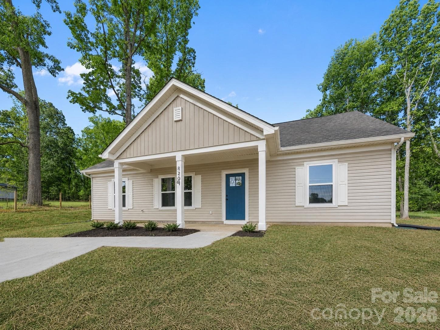 Single Family Residence at 820 Bethlehem Road, Kings Mountain, photo 3 of 25