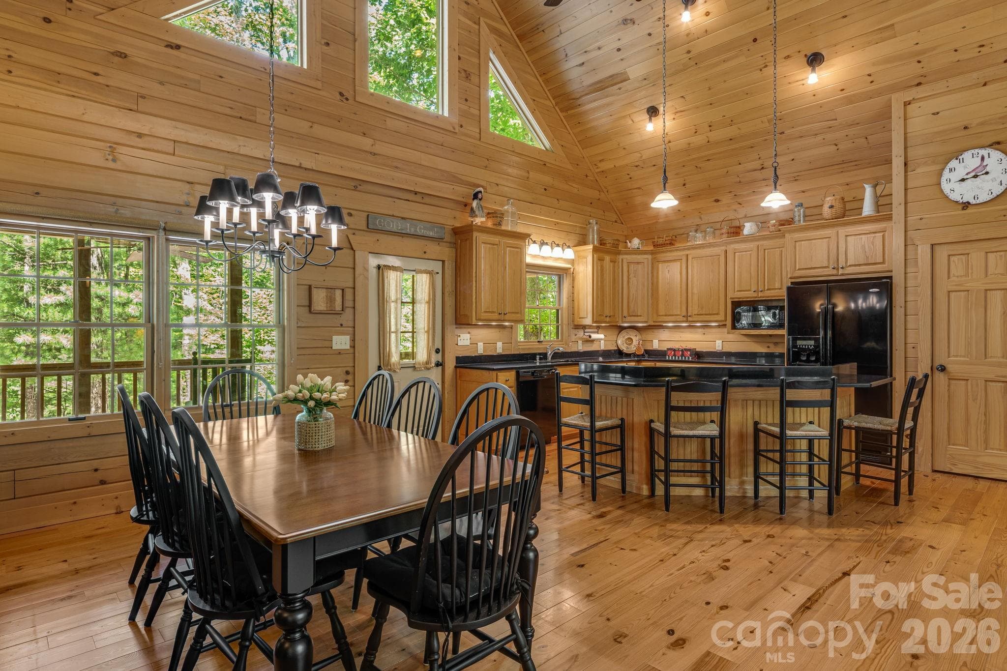 Single Family Residence at 240 Ravenswood Drive, Marion, photo 8 of 39
