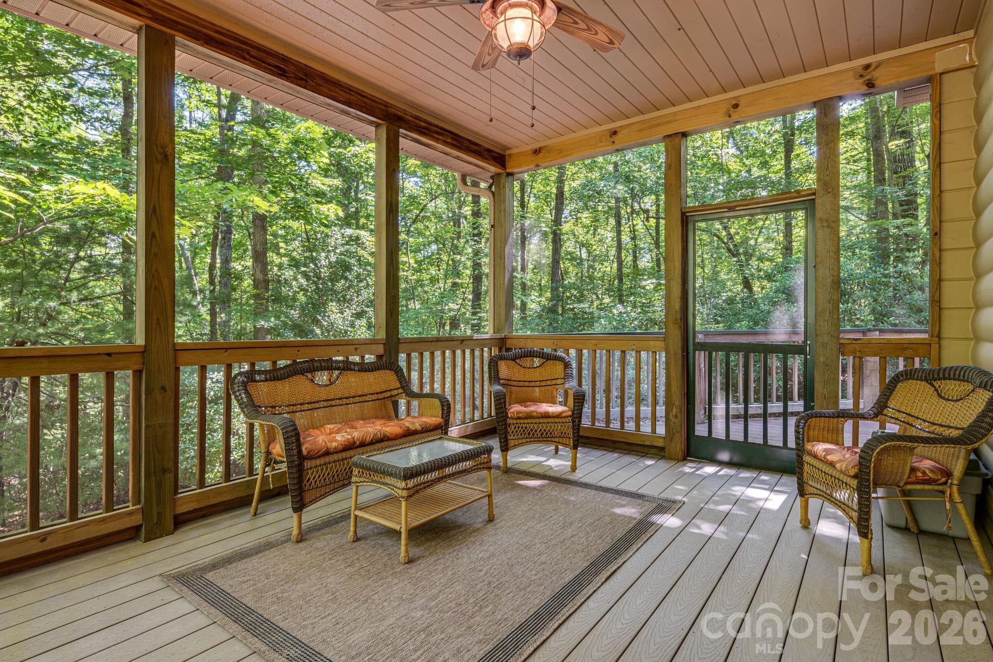 Single Family Residence at 240 Ravenswood Drive, Marion, photo 19 of 39