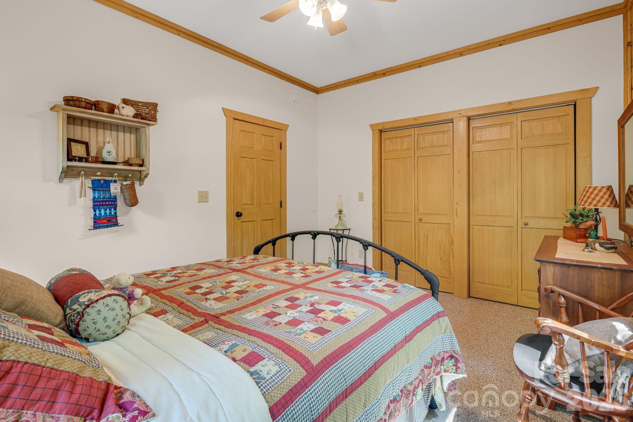 Single Family Residence at 240 Ravenswood Drive, Marion, photo 22 of 39