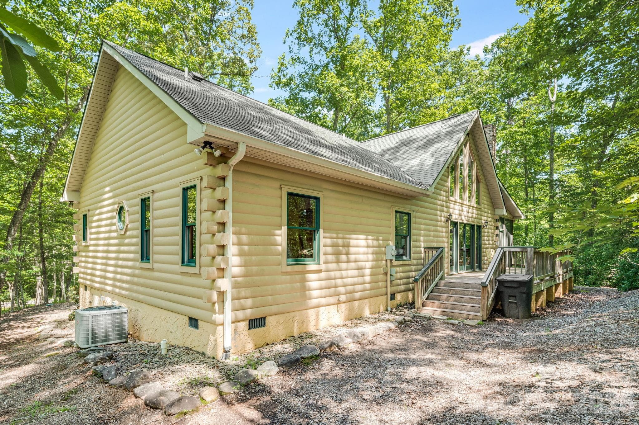 Single Family Residence at 240 Ravenswood Drive, Marion, photo 34 of 39