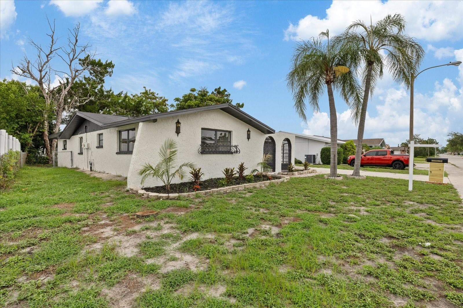 Single Family Residence at 9401 GLEN MOOR LN, PORT RICHEY, photo 6 of 44