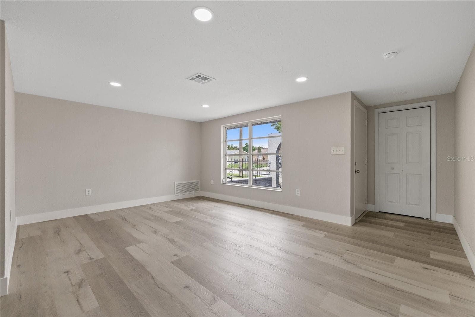 Single Family Residence at 9401 GLEN MOOR LN, PORT RICHEY, photo 11 of 44