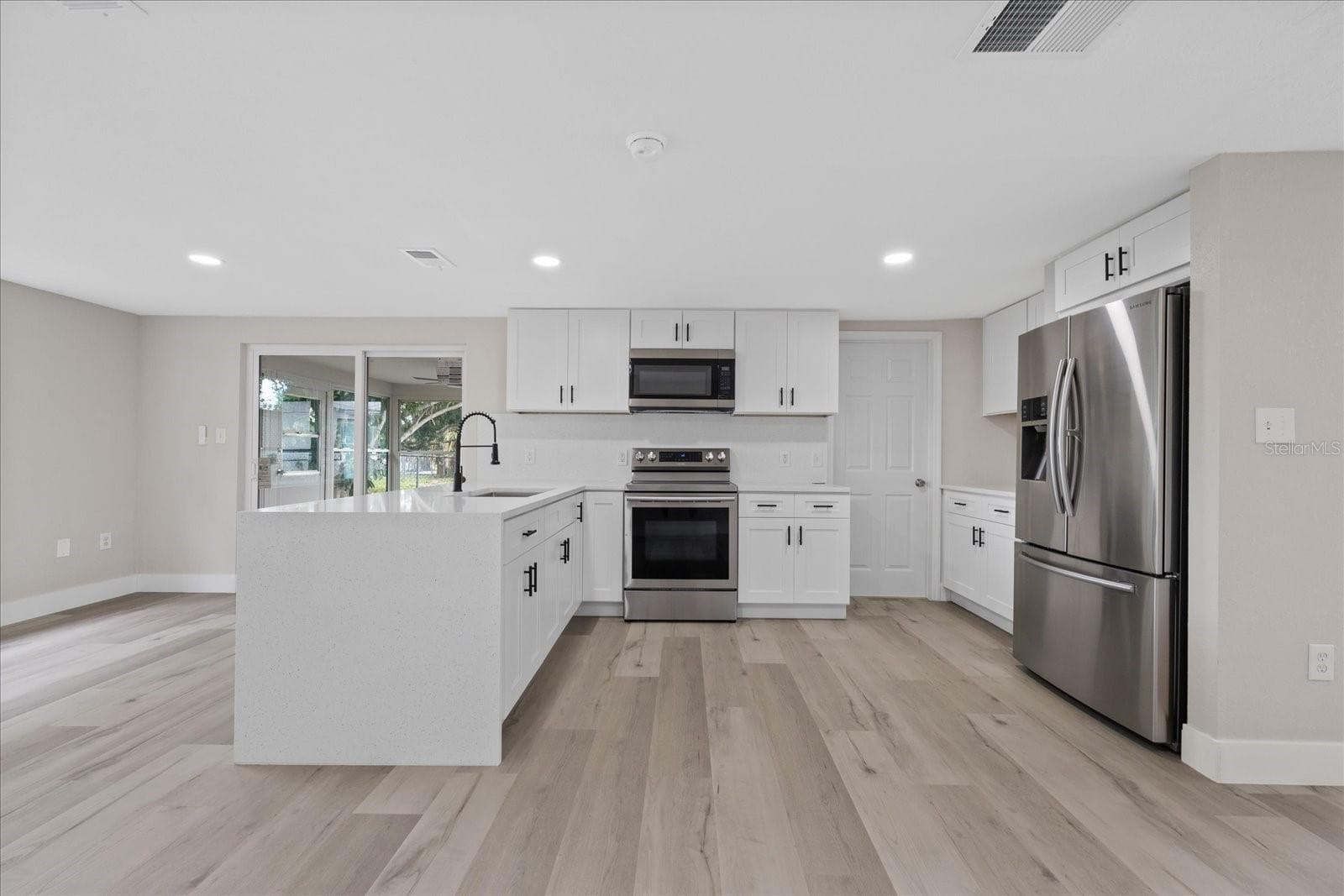 Single Family Residence at 9401 GLEN MOOR LN, PORT RICHEY, photo 25 of 44