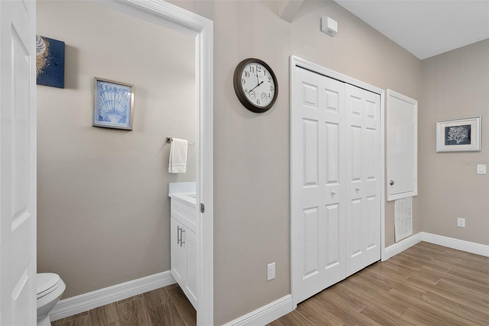 Townhouse at 1204 S BEACH CIR, KISSIMMEE, photo 14 of 27