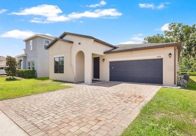Single Family Residence at 9248 CHANDLER DR, GROVELAND, photo 2 of 34
